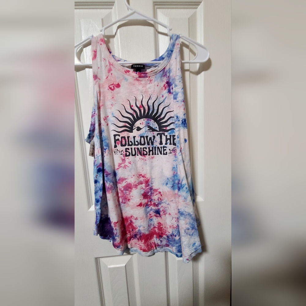 Tie-Dye Tank Top with Sun Graphic